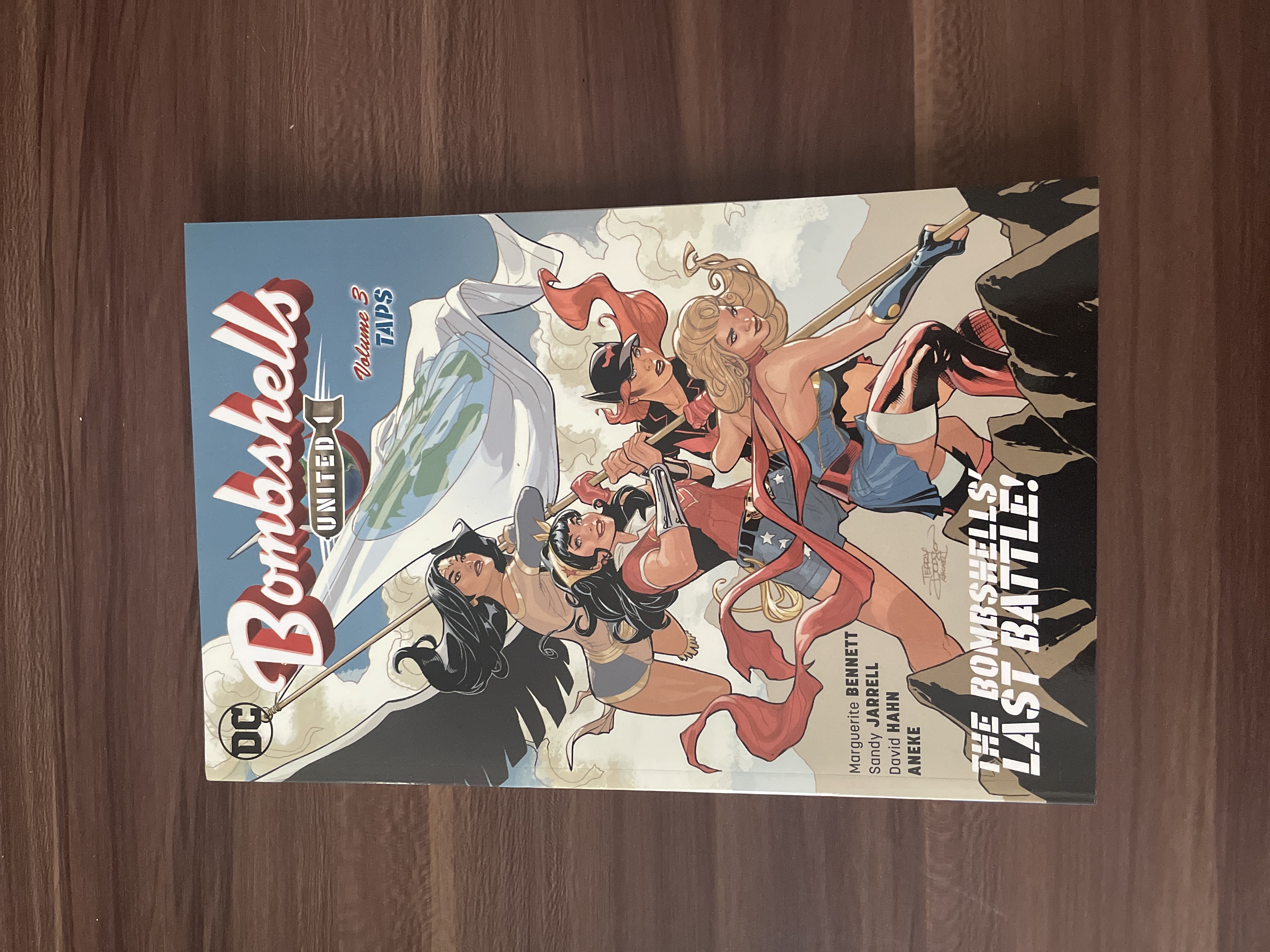 Bombshells: United Vol. 3: Taps