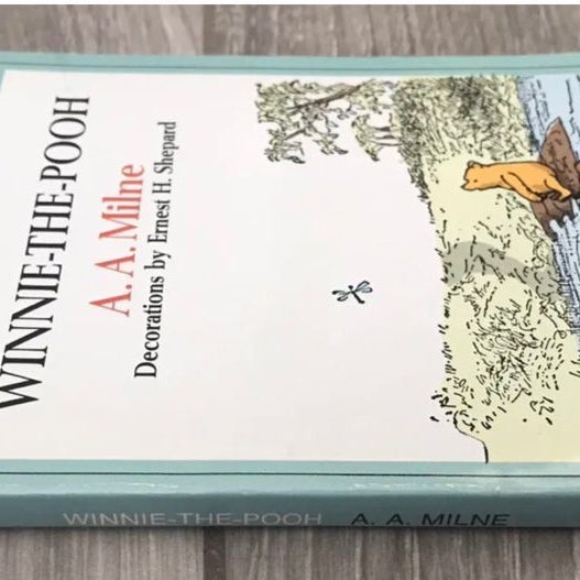 1981 Winnie The Pooh by A.A. Milne 60th Anniversary Dell Yearling paperback