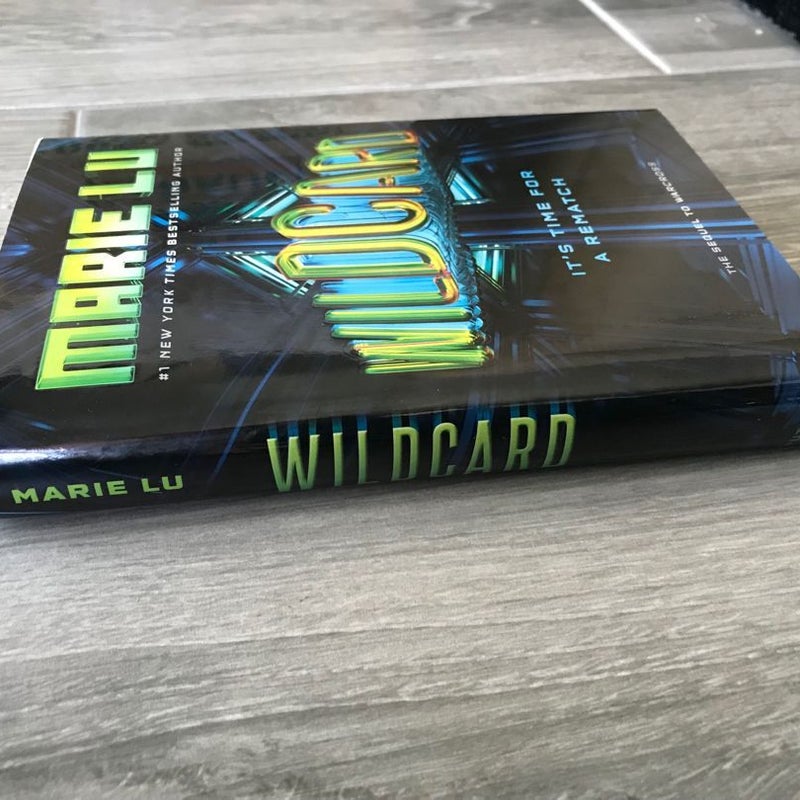 *SIGNED* Wildcard (Warcross #2) Hardcover, YA Science Fiction Fantasy 