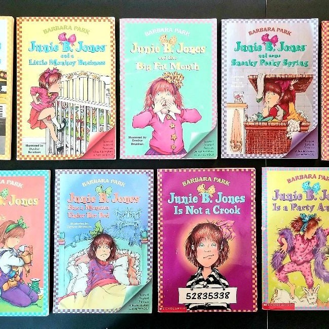 SET OF 15 SCHOLASTIC JUNIE B. JONES BOOKS BARBARA PARK EARLY 1990s CHECKERED BORDER COVERS LOT #2