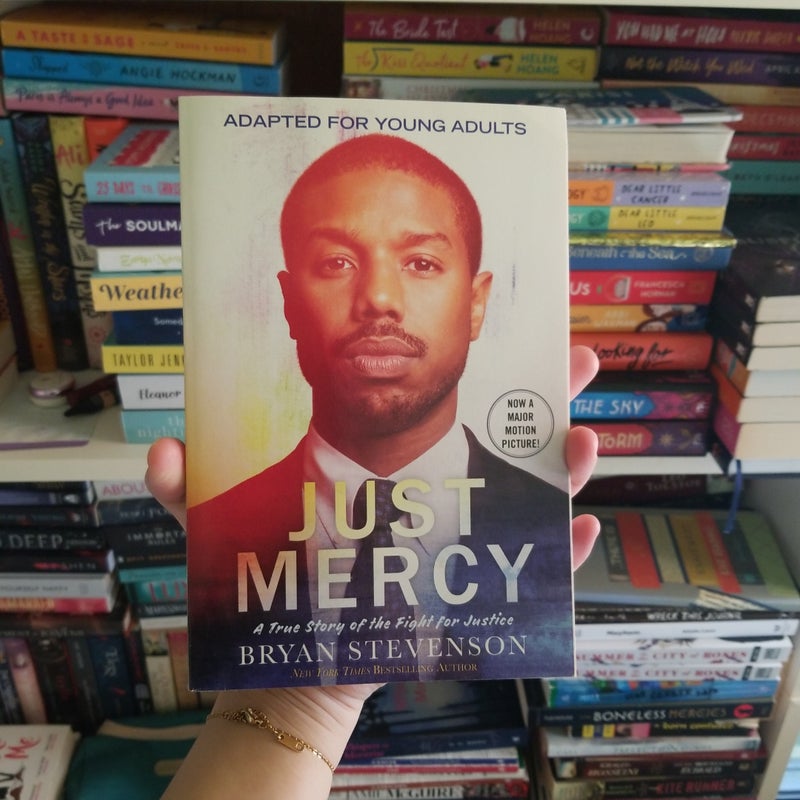 Just Mercy (Movie Tie-In Edition, Adapted for Young Adults)