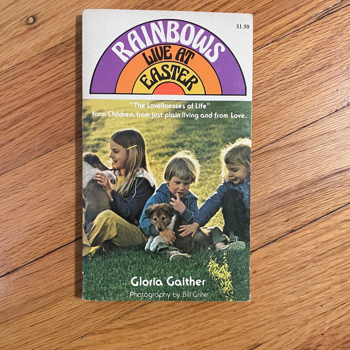 Rainbows Live At Easter by Gloria Gaither, Paperback | Pangobooks