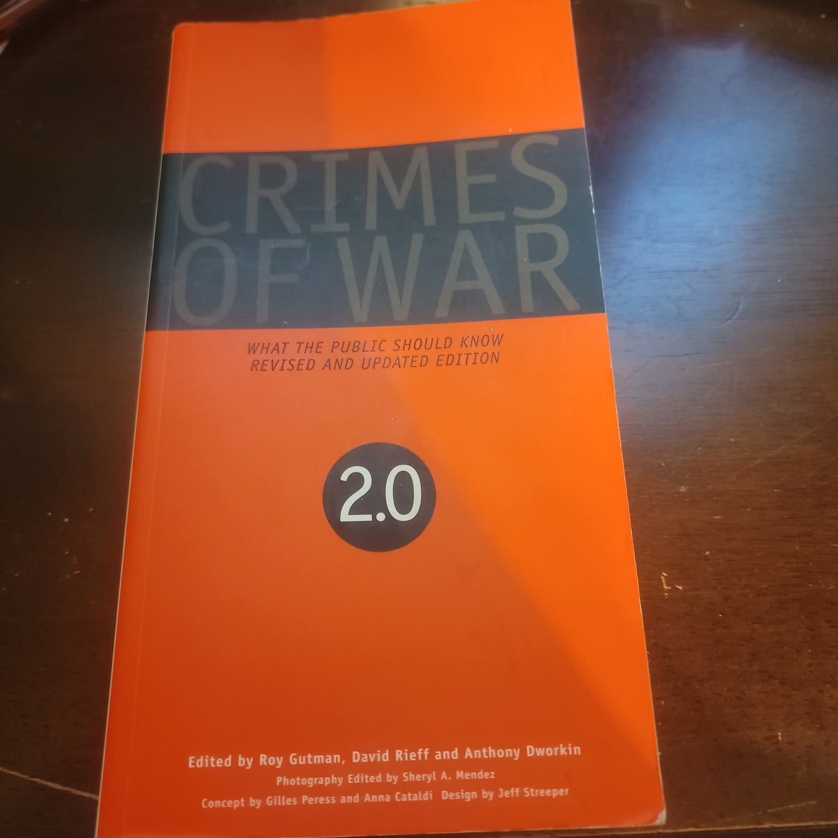 ＊CRIMES OF WAR 2.0 Crimes of War 2.0: What the Public Should Know, , Very Good