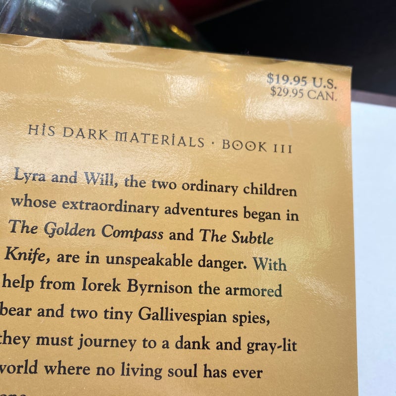 His Dark Materials: the Amber Spyglass (Book 3) - First Edition