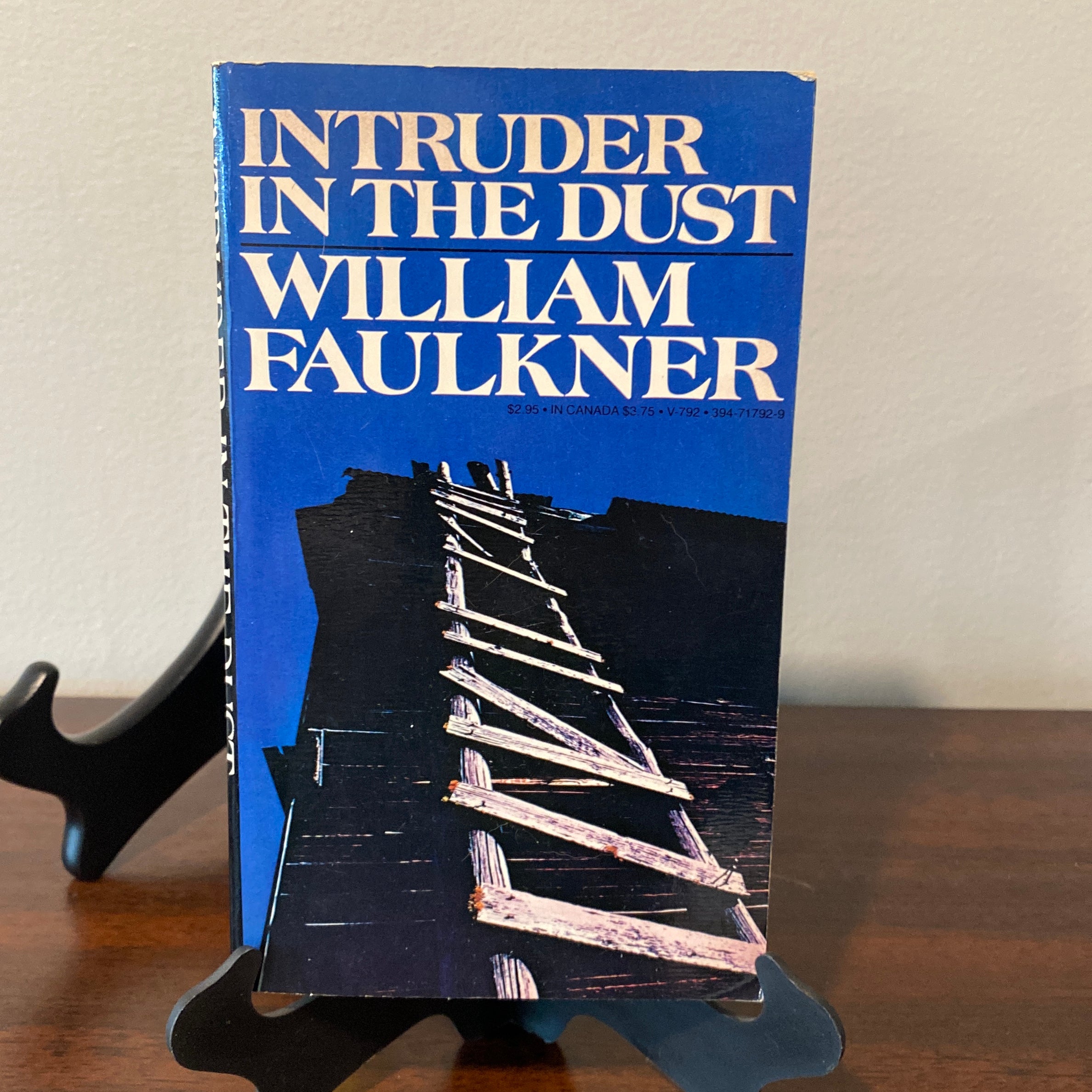 Intruder in the Dust