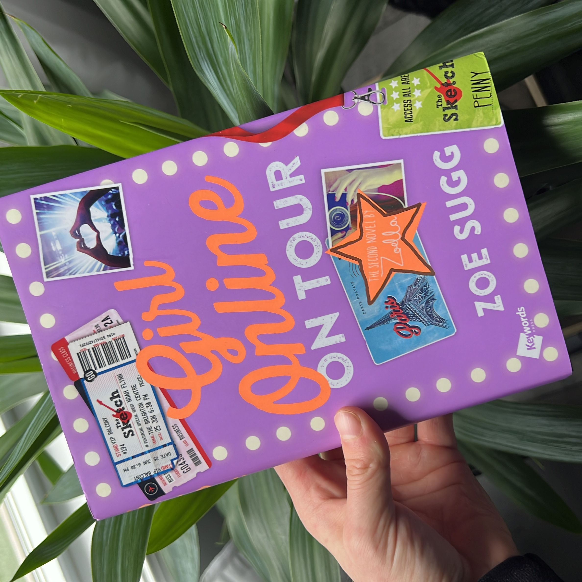 Girl Online: on Tour