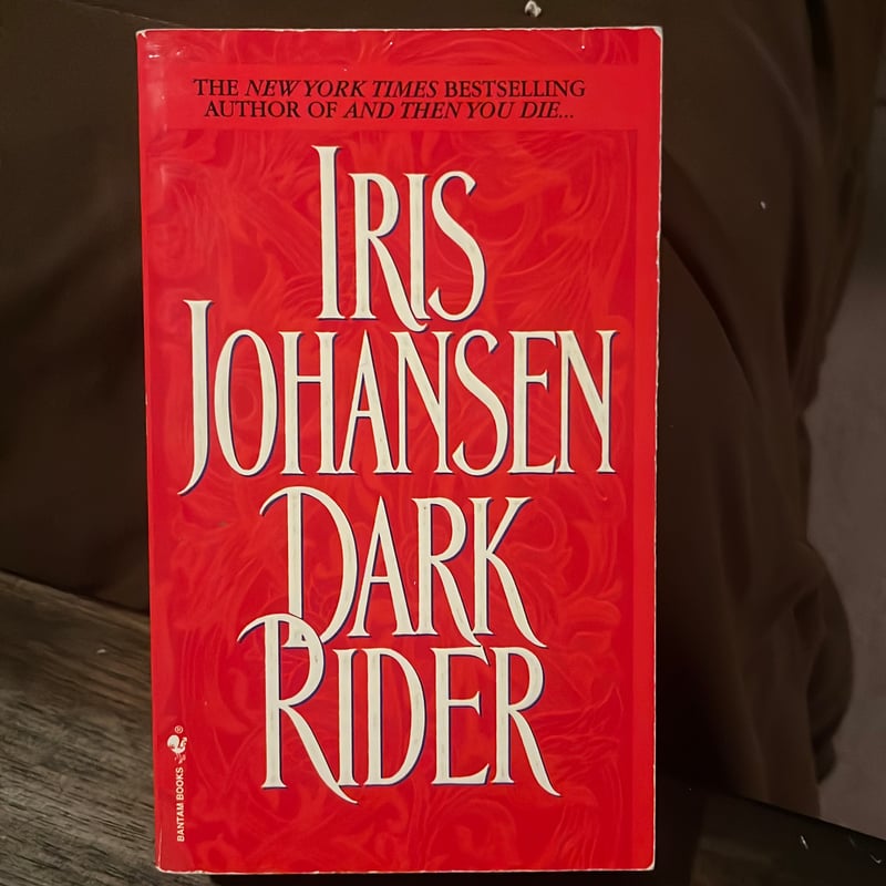 Dark Rider by Iris Johansen, Paperback | Pangobooks