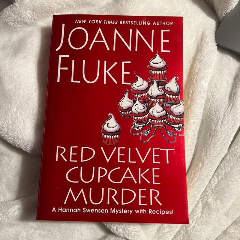 Red Velvet Cupcake Murder