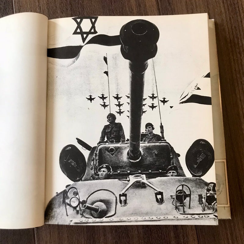 SIGNED — A History of the Israeli Army (1870-1974)