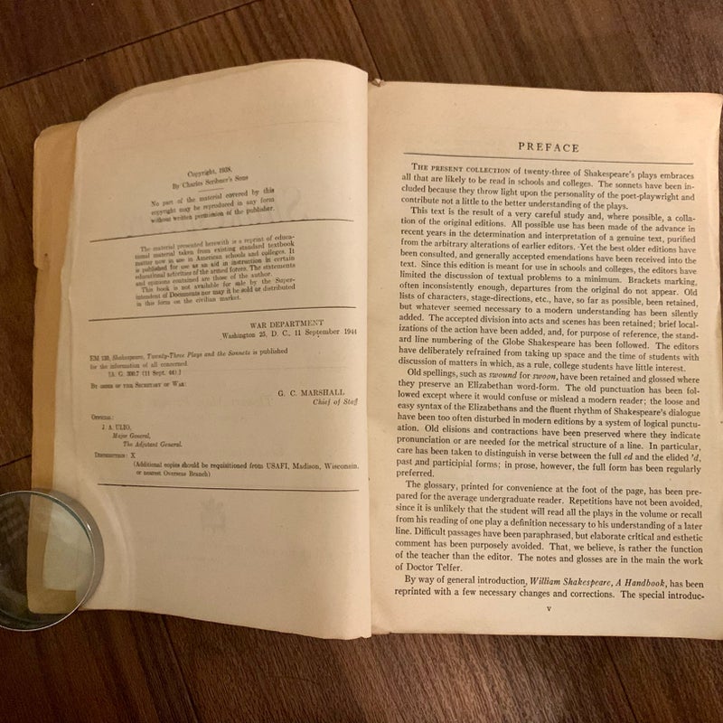 Shakespeare: Twenty-three Plays And The Sonnets
