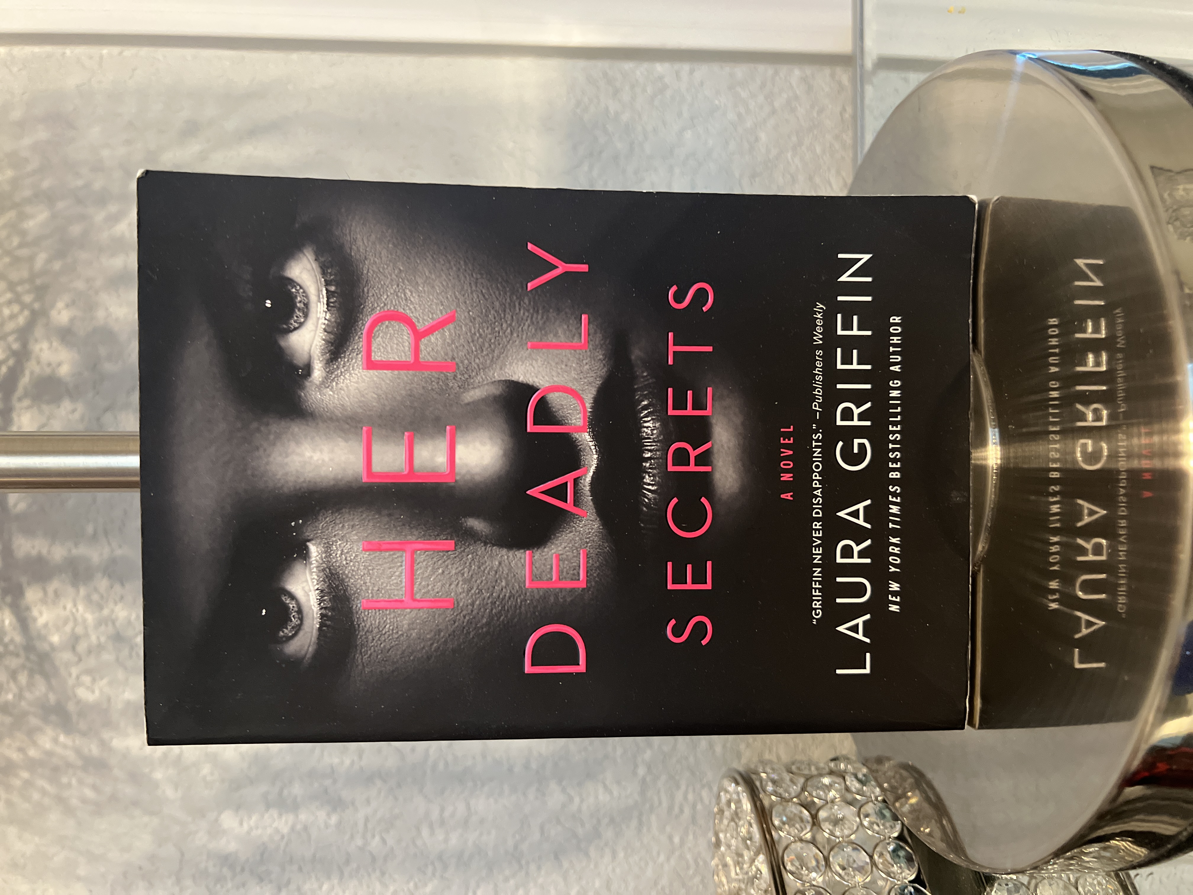 Sale image for 084685a5-e776-40dd-bbd5-b3c42f119303-dyhUSuP8V4P6rVfDPlbjv85SY1u2