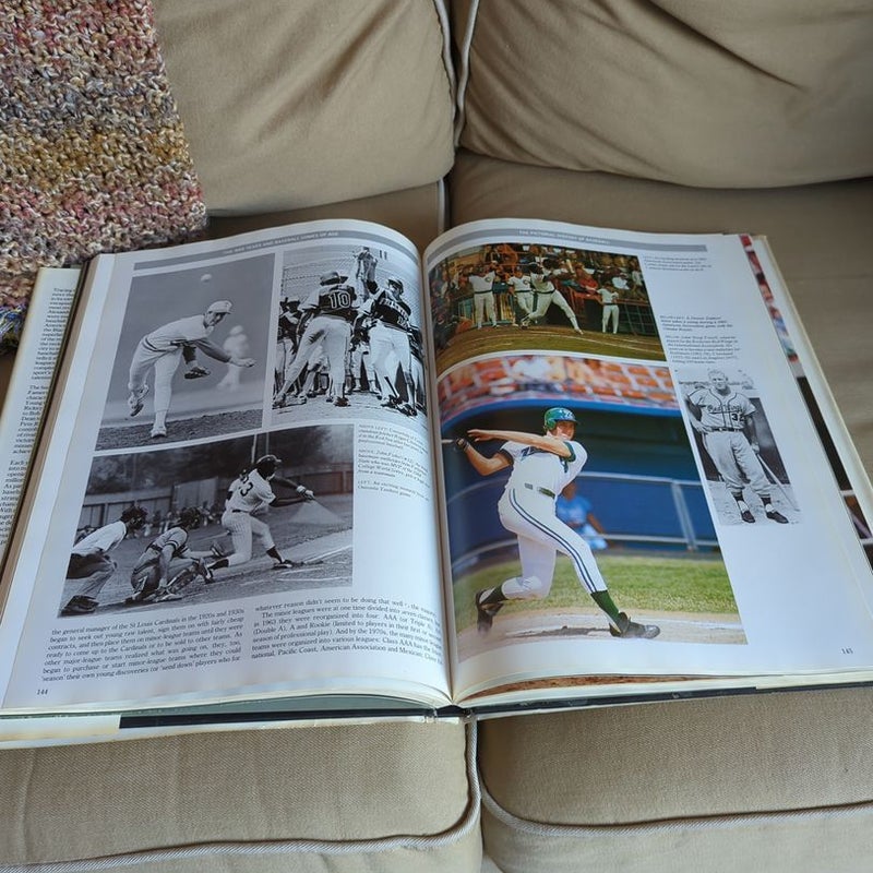 Pictorial History of Baseball