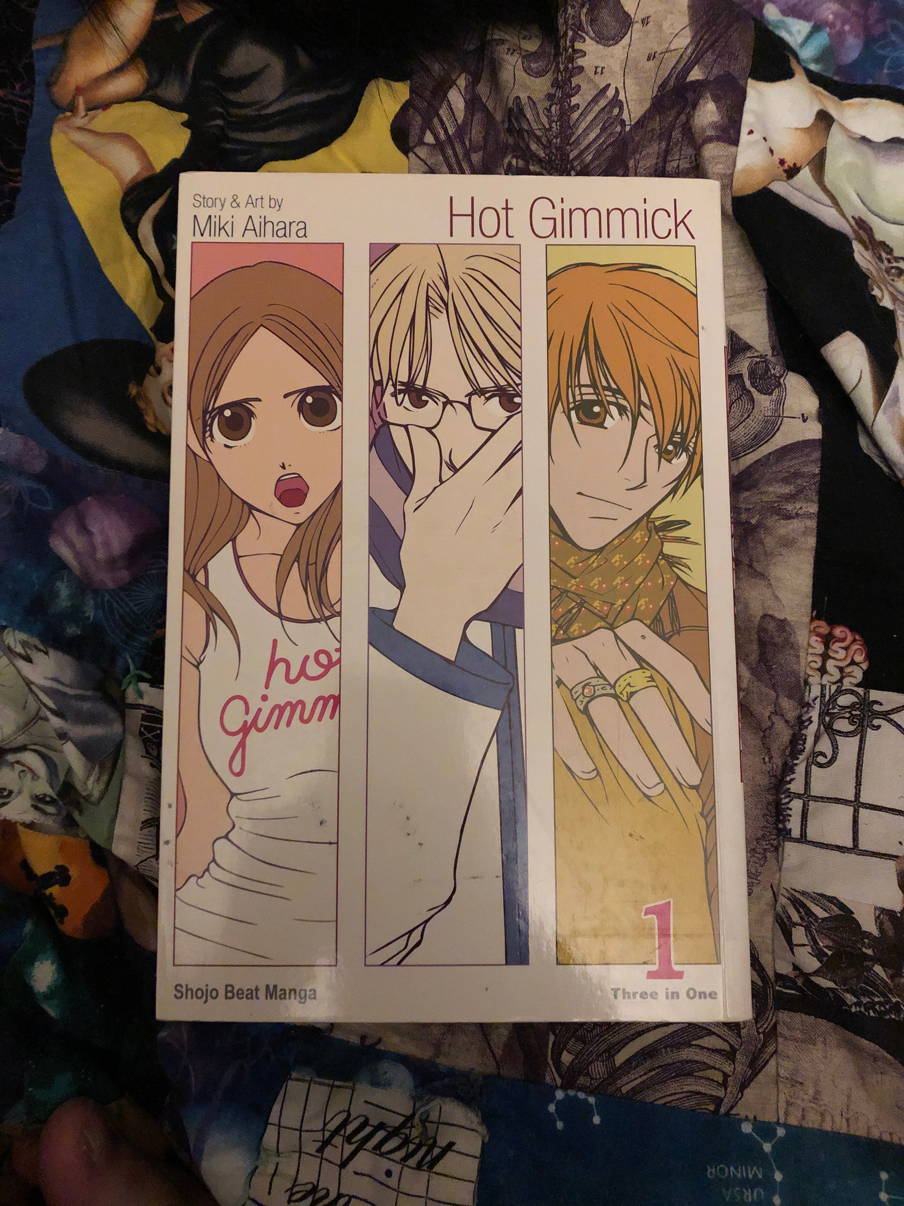 Hot Gimmick (VIZBIG Edition), Vol. 1