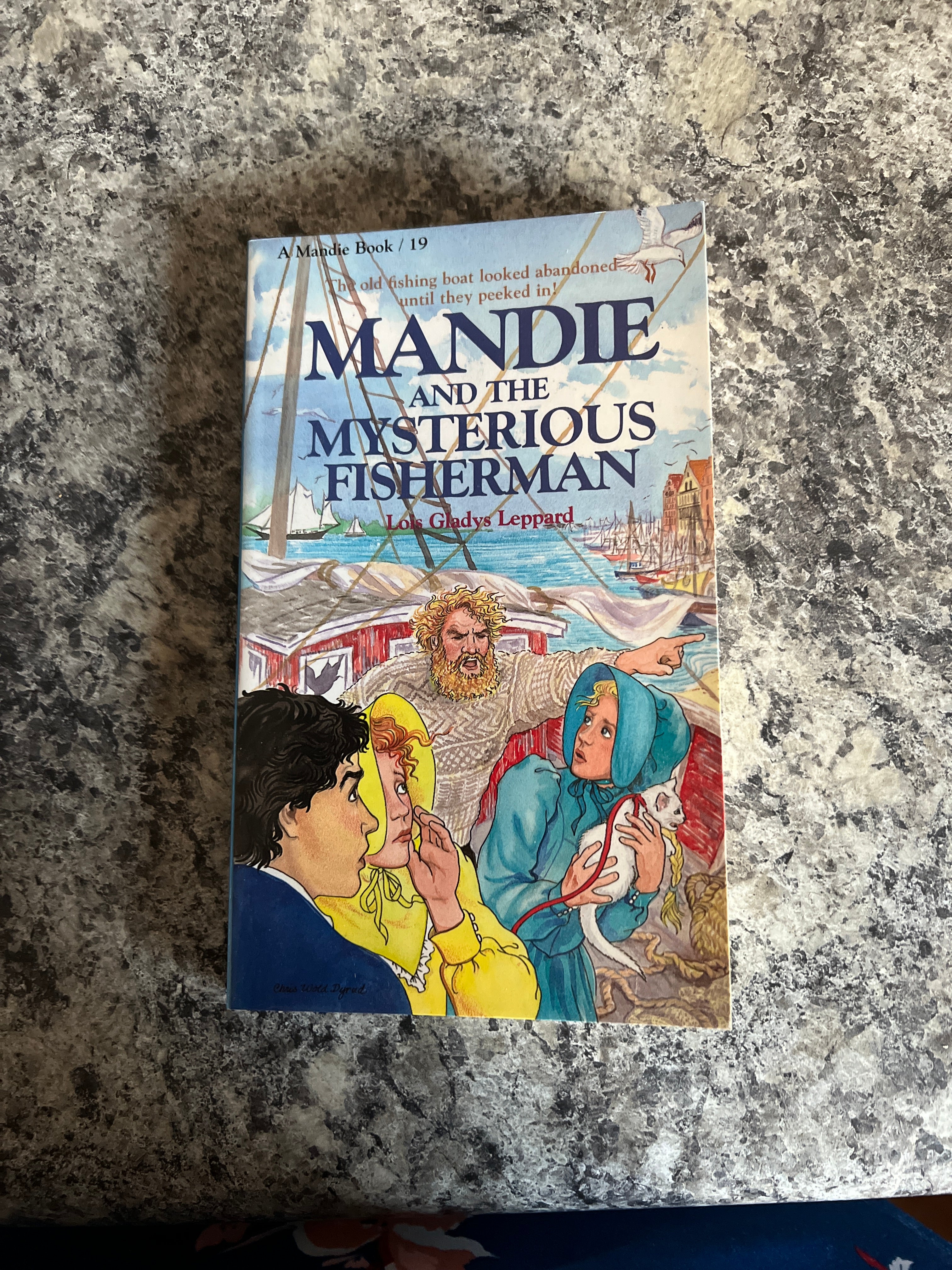 Mandie and the Mysterious Fisherman