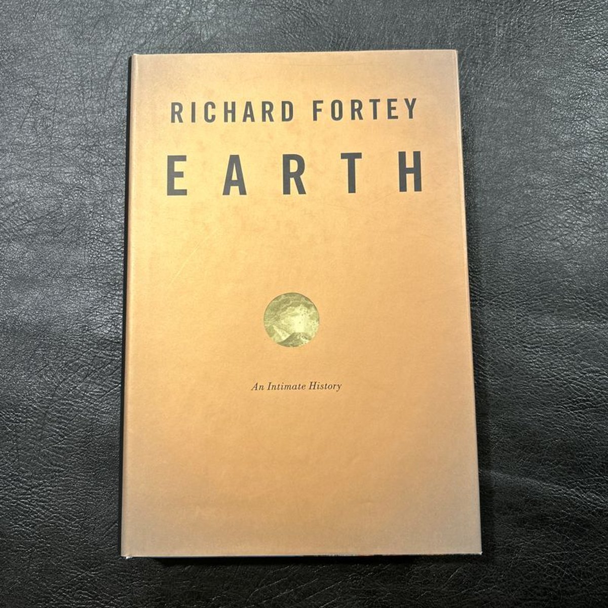Earth by Richard Fortey
