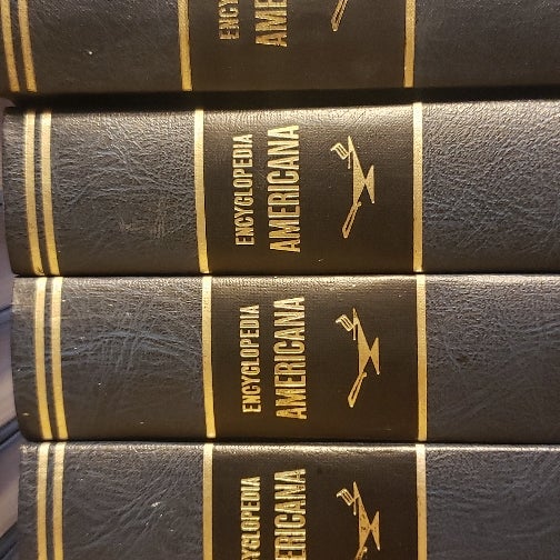 Encyclopedia Americana 1973 Hardcover 30 Volume Complete Set