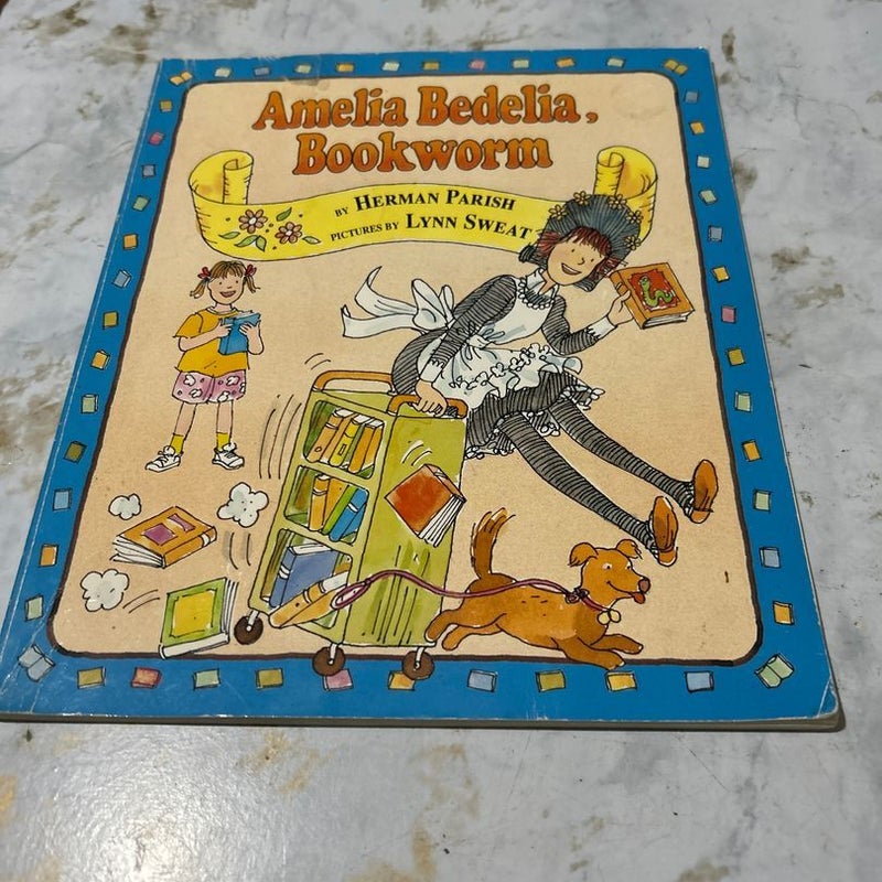 Amelia Bedelia Bookworm