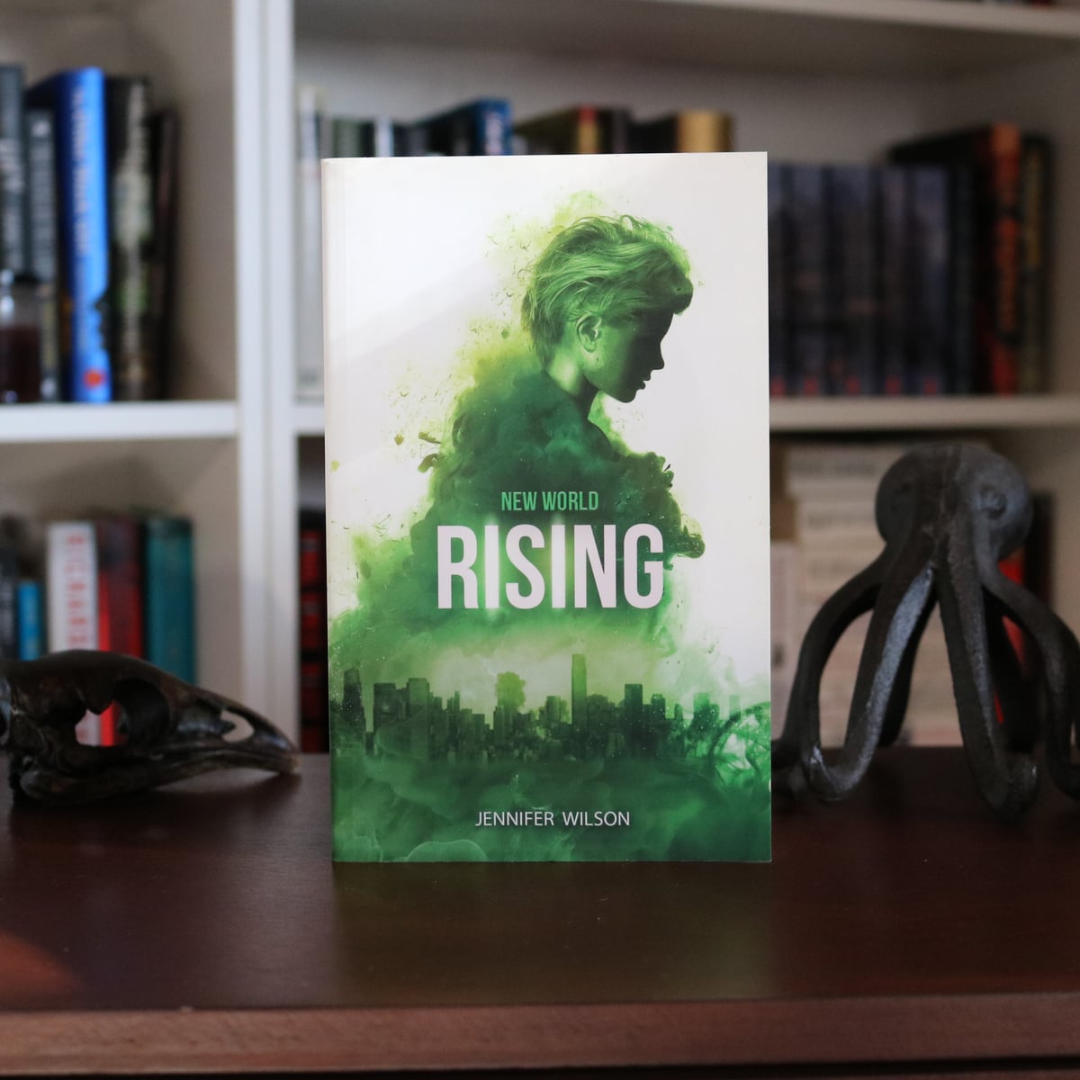 New World Rising by Jennifer Wilson, Paperback | Pangobooks