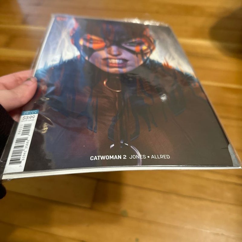 Catwoman #2 (ArtGerm Variant)