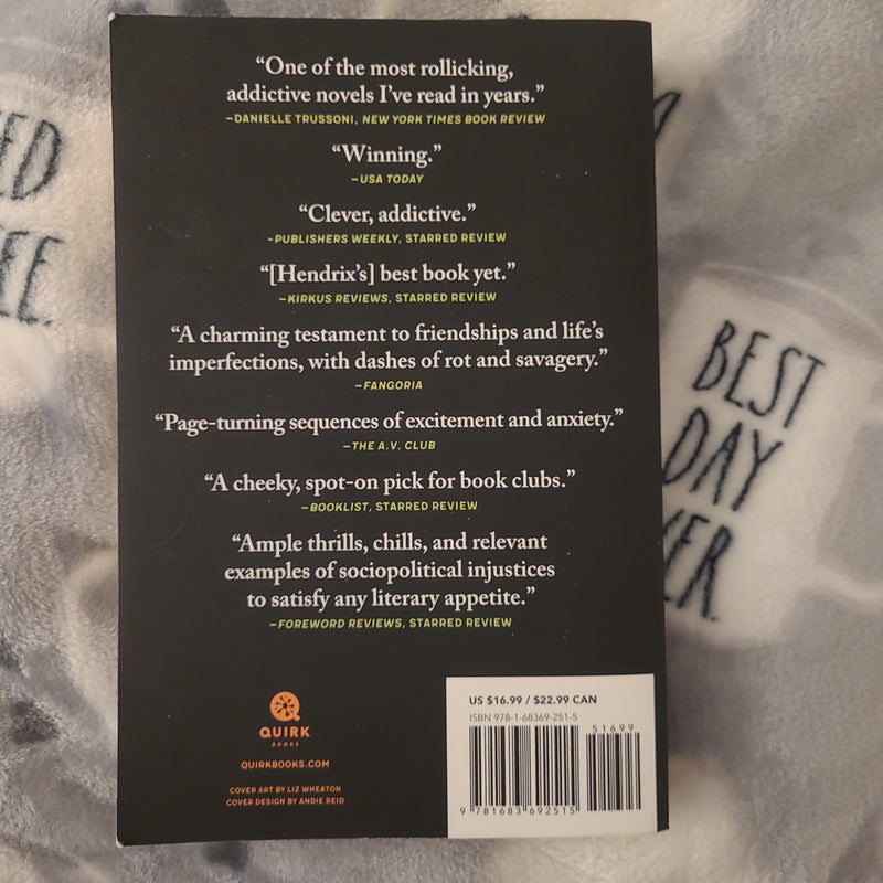 The Southern Book Club's Guide to Slaying Vampires