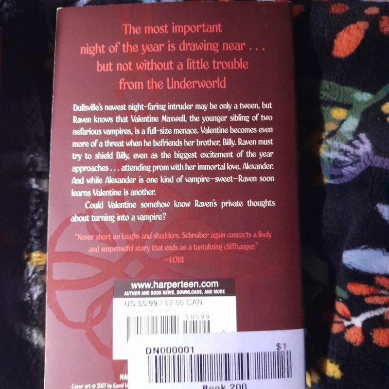 Vampire Kisses Series by Ellen Schreiber, Paperback Pangobooks