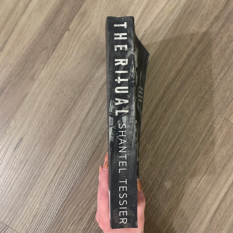 The Ritual by Shantel Tessier, Paperback Pangobooks