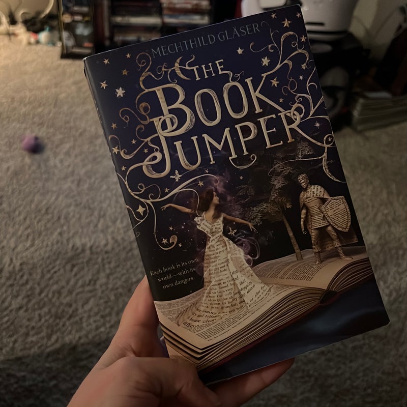 Book Jumper