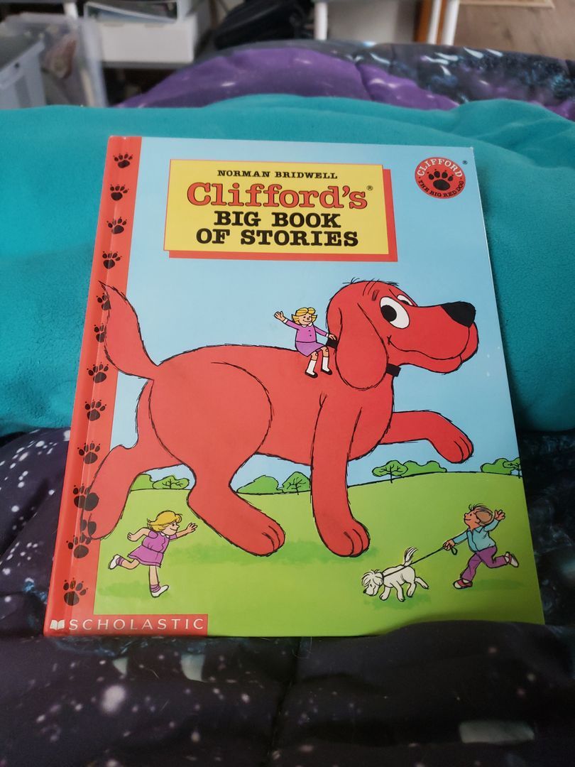 Clifford's Big Book of Stories