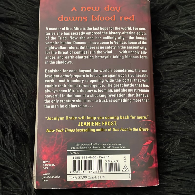 Dayhunter (Dark Days, Book 2)