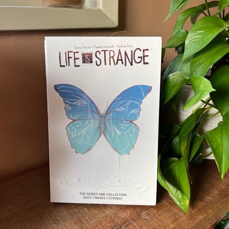 Life Is Strange: 1-3 Boxed Set (Graphic Novel)