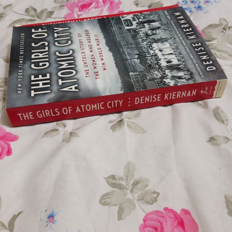 The Girls of Atomic City