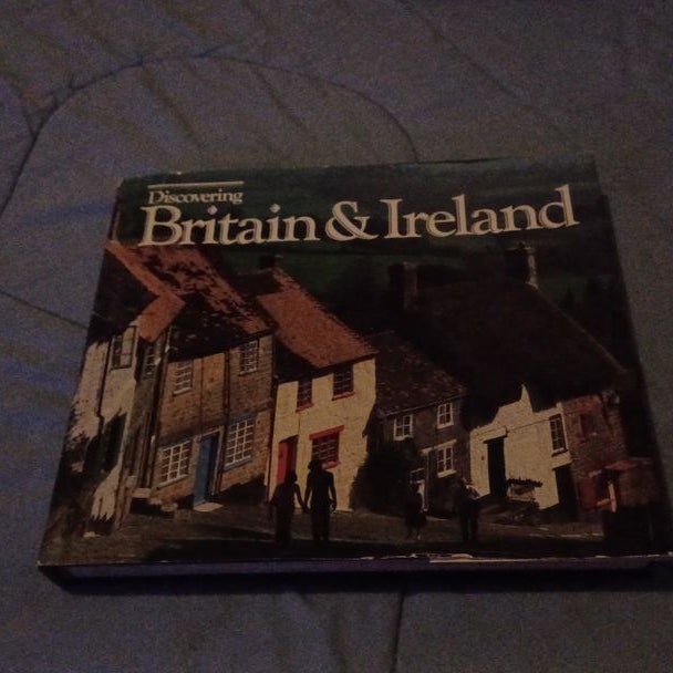 Discovering  Britain & Ireland 