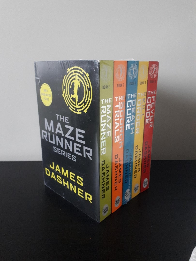 The Maze Runner Series Complete Collection Boxed Set (5-Book)