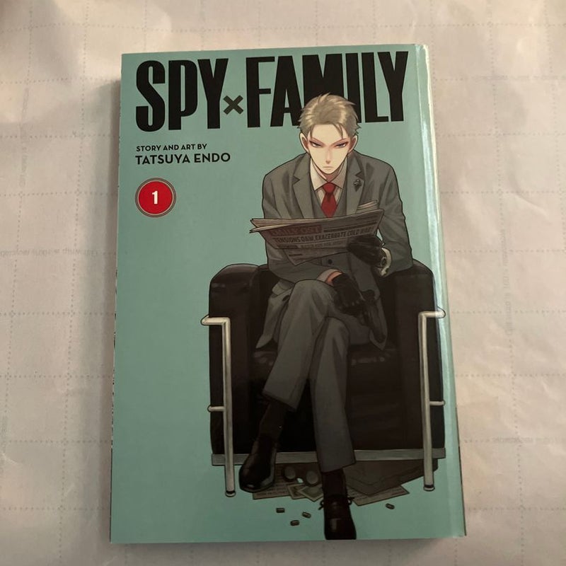 Spy x Family, Vol. 1 (1) by Endo, Tatsuya