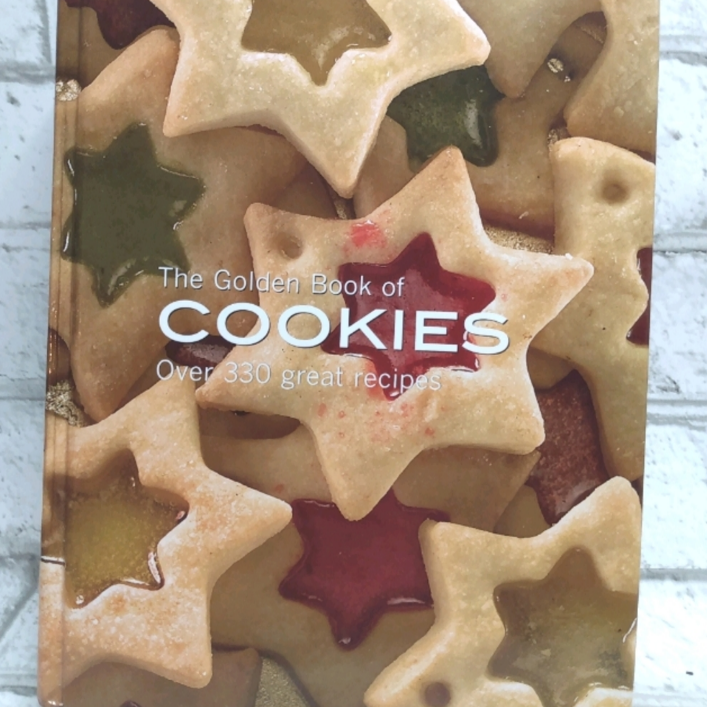 The golden book of cookies