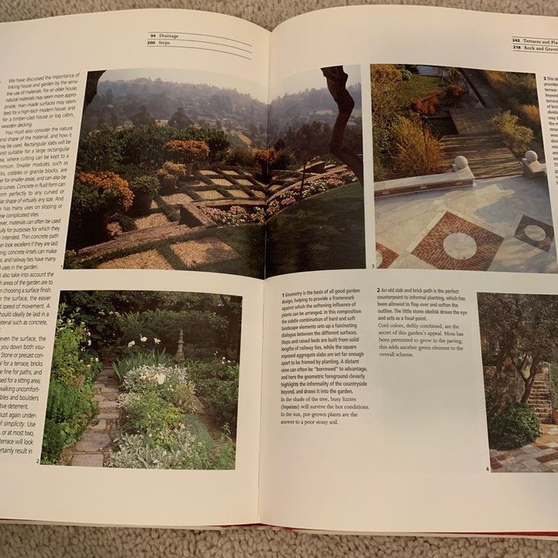 The Ultimate Garden Book for North America