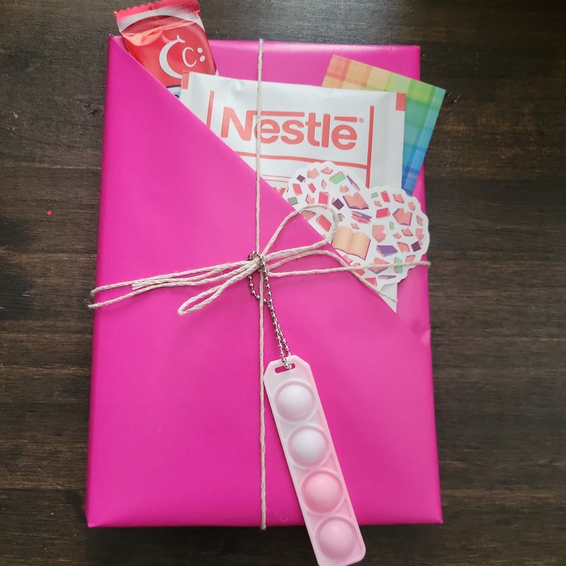 KID'S (girl) Blind Date with a Book (comes with 2 chapter books)