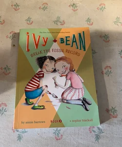 Ivy + Bean - Book 3