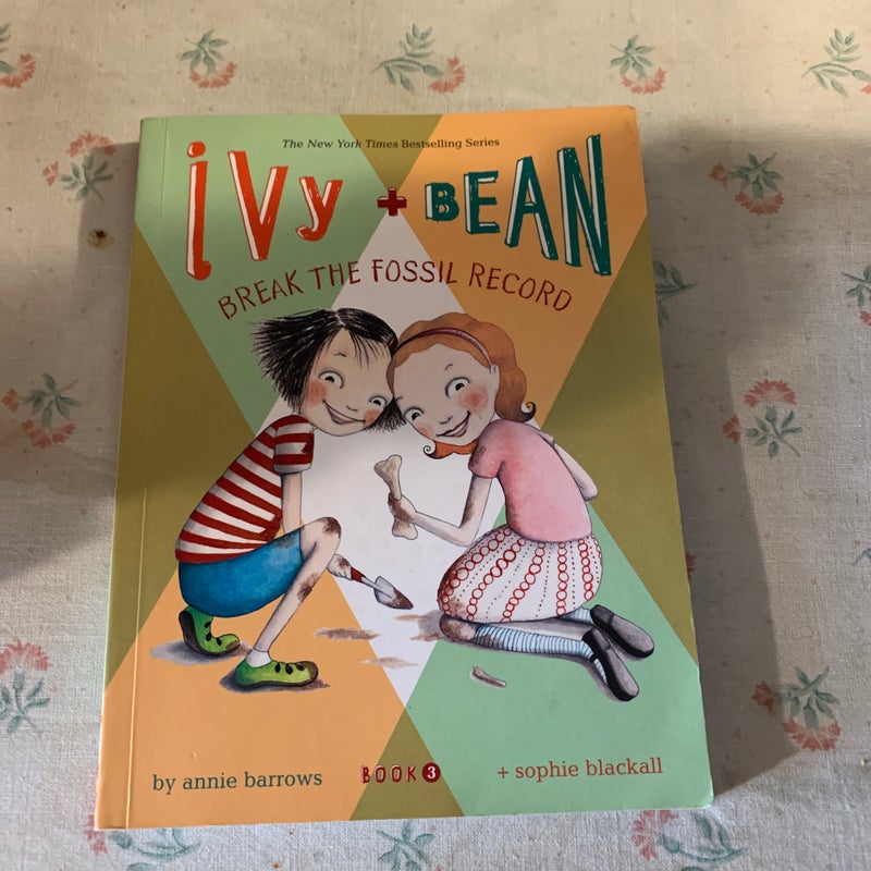 Ivy + Bean - Book 3