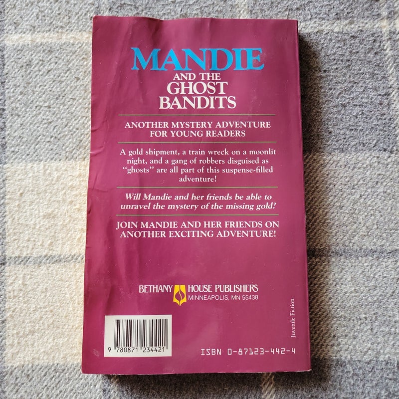 Mandie and the Ghost Bandits - Mandie book #3