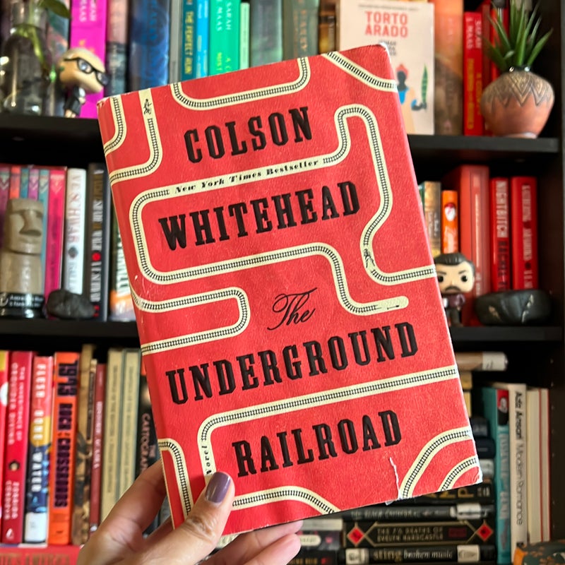 The Underground Railroad (Pulitzer Prize Winner) (National Book Award Winner) (Oprah's Book Club)