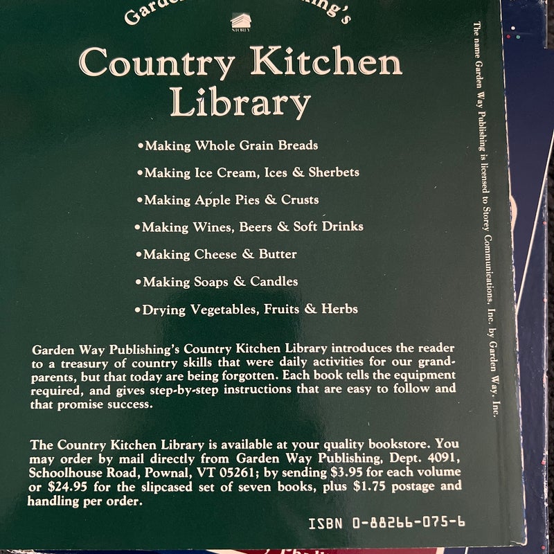 (Vintage)The Country Kitchen Library