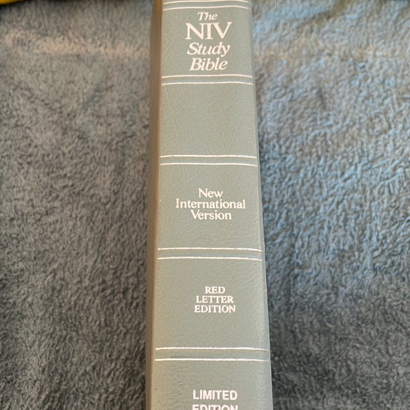 NIV New international version red letter edition limited edition