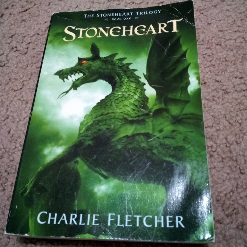 Stoneheart (The Stoneheart Trilogy)