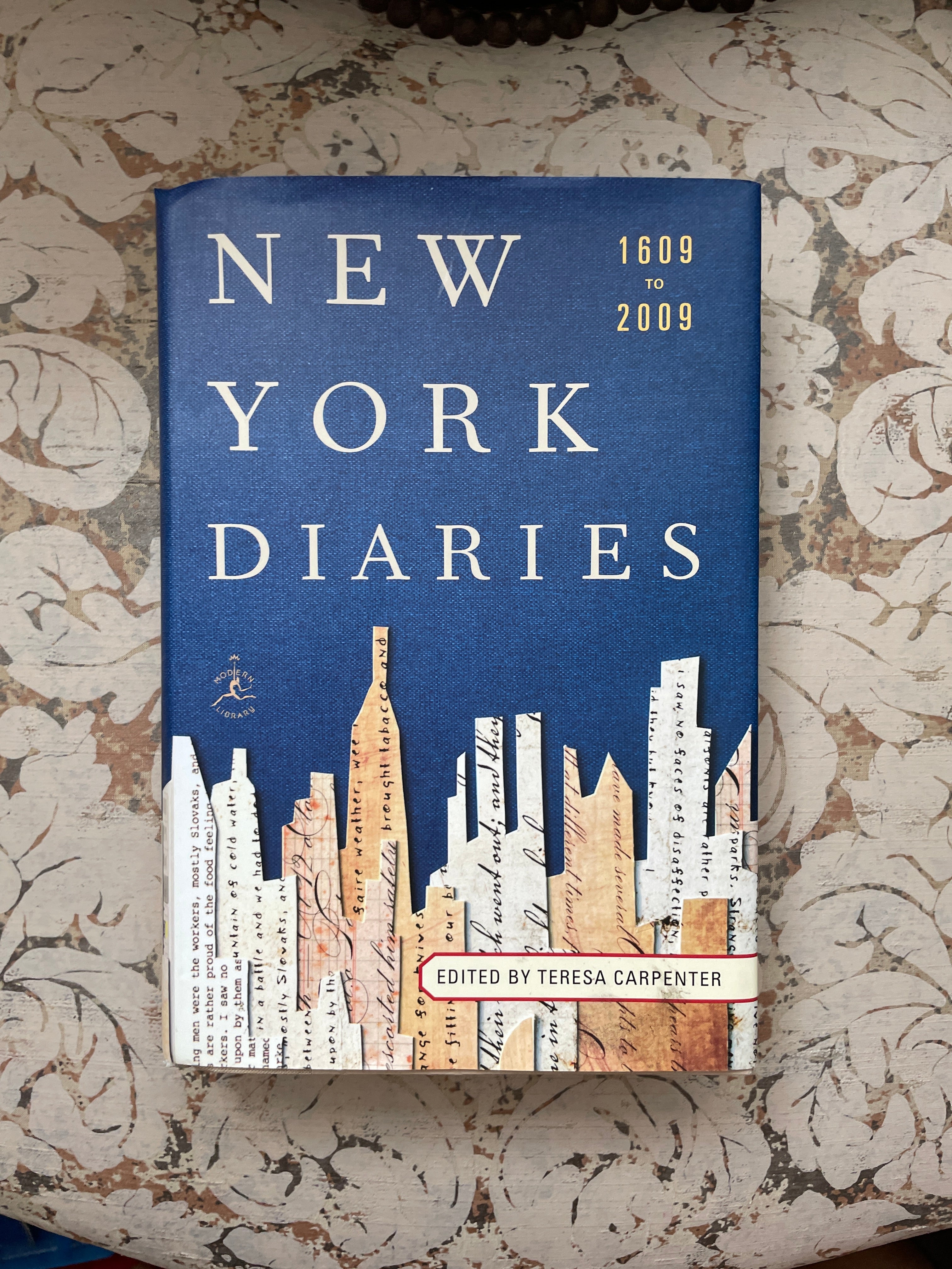 New York Diaries, 1609 To 2009