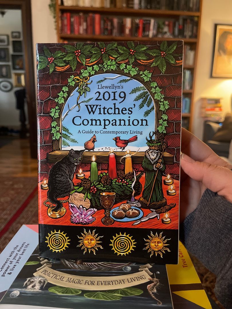 Llewellyn's 2019 Witches' Companion