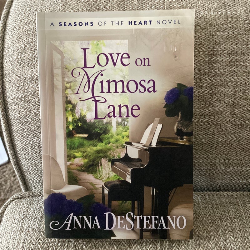 Love on Mimosa Lane