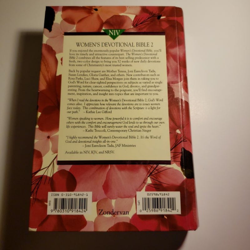 Niv Women's Devotional Bible