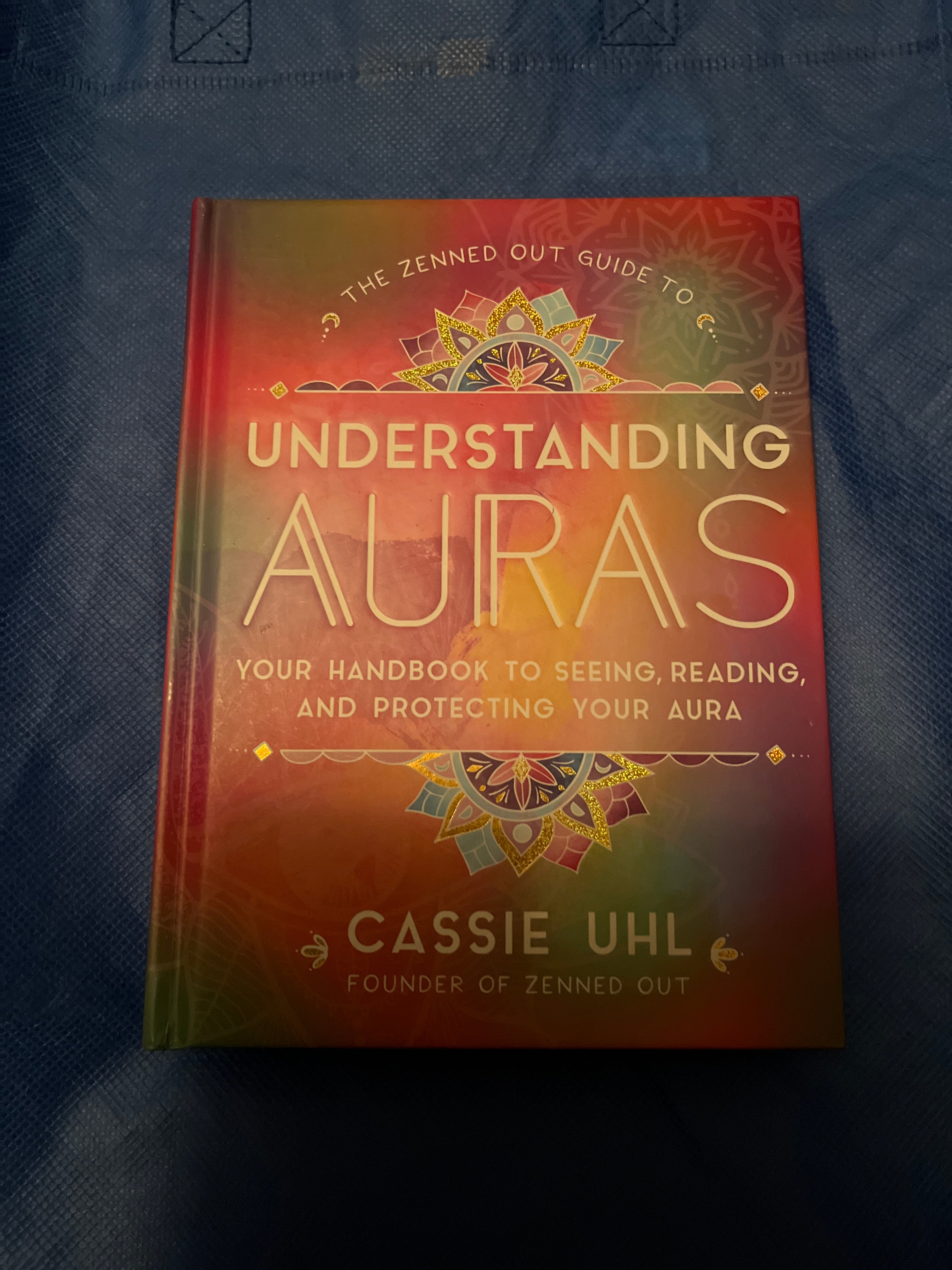 The Zenned Out Guide to Understanding Auras