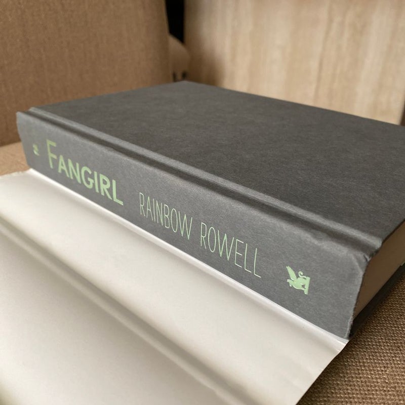 Fangirl (1st Print Edition; Hardcover)